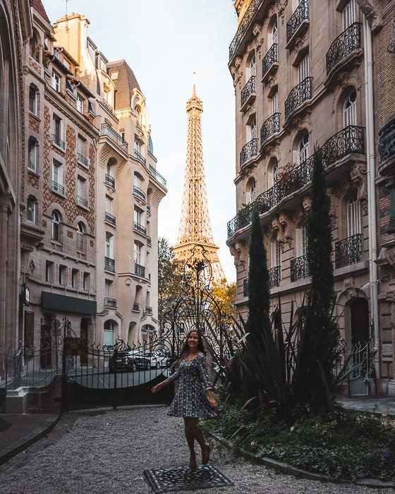Eiffel Tower from Square Rapp by Dancing the Earth